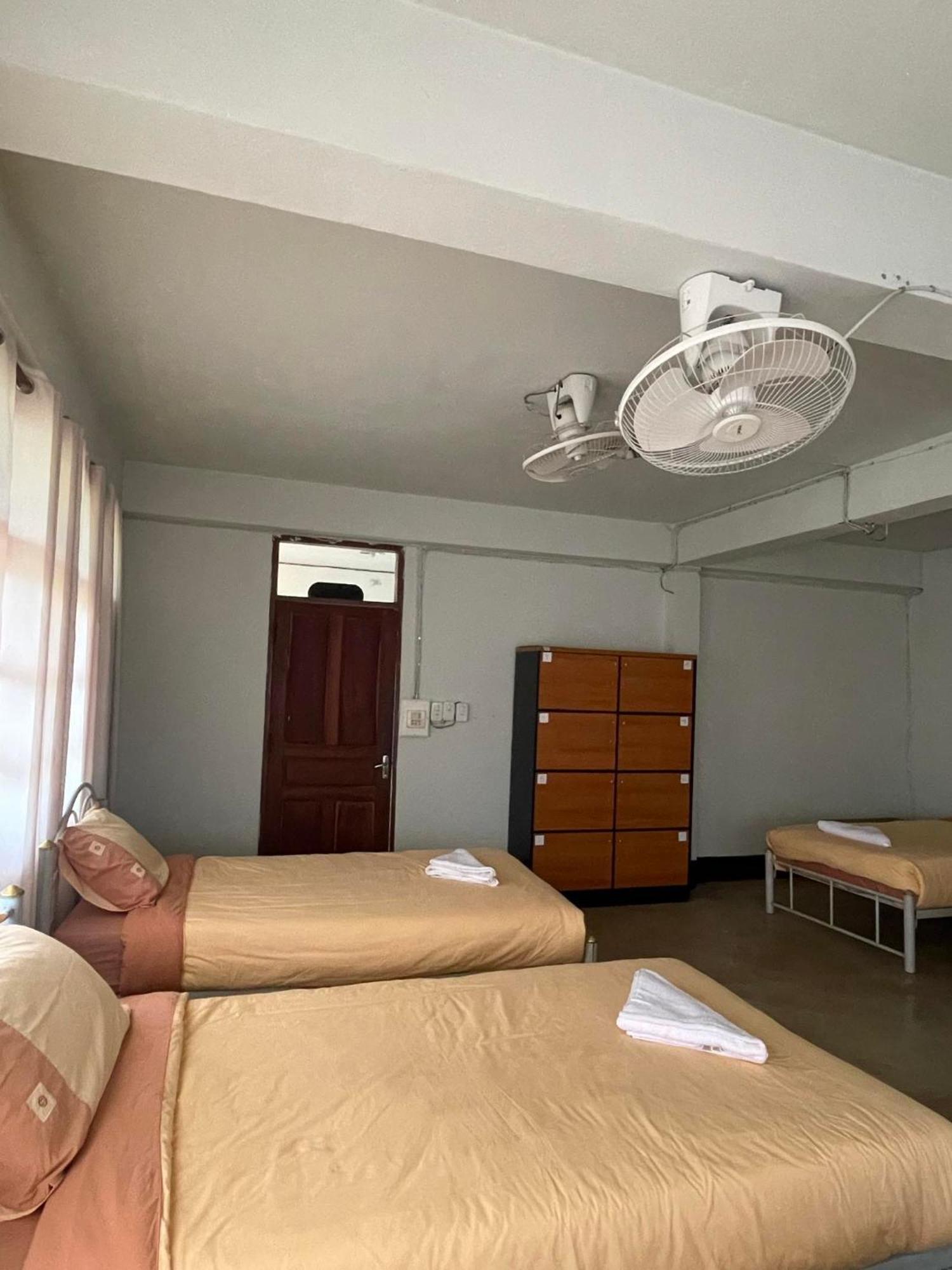 Thakhek Travel Lodge Exterior photo